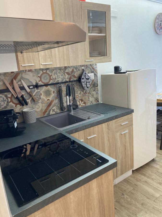Marisole Apt Lago Rotondo Apartment เมซซานา ภายนอก รูปภาพ